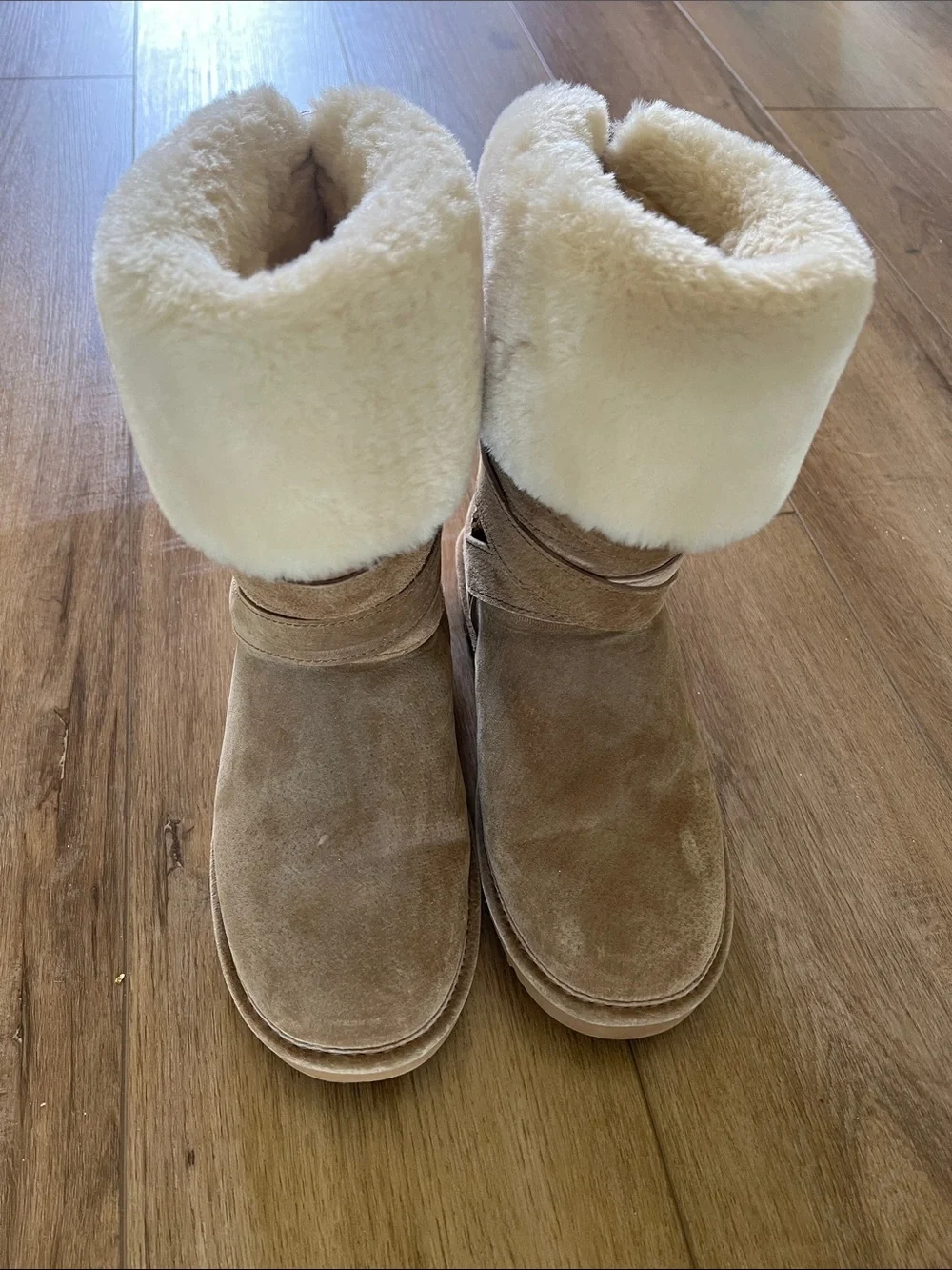 Lamo Tan Suede Boots with Cream Shearling Cuff